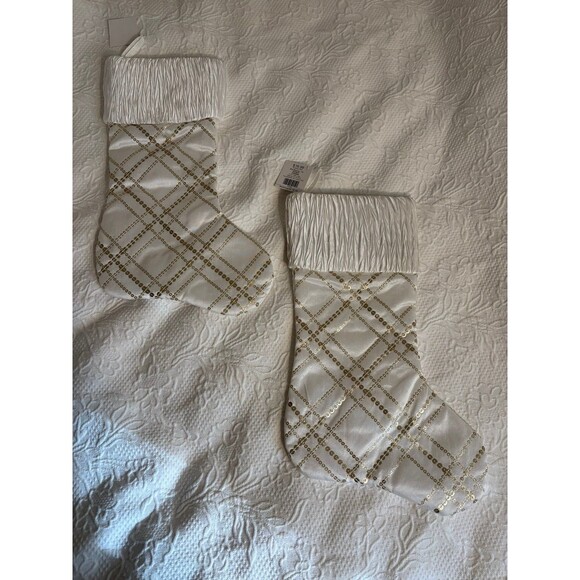 BNWT Winter white & Gold sequin stockings set of 2 beautiful elegant cream - Picture 1 of 9